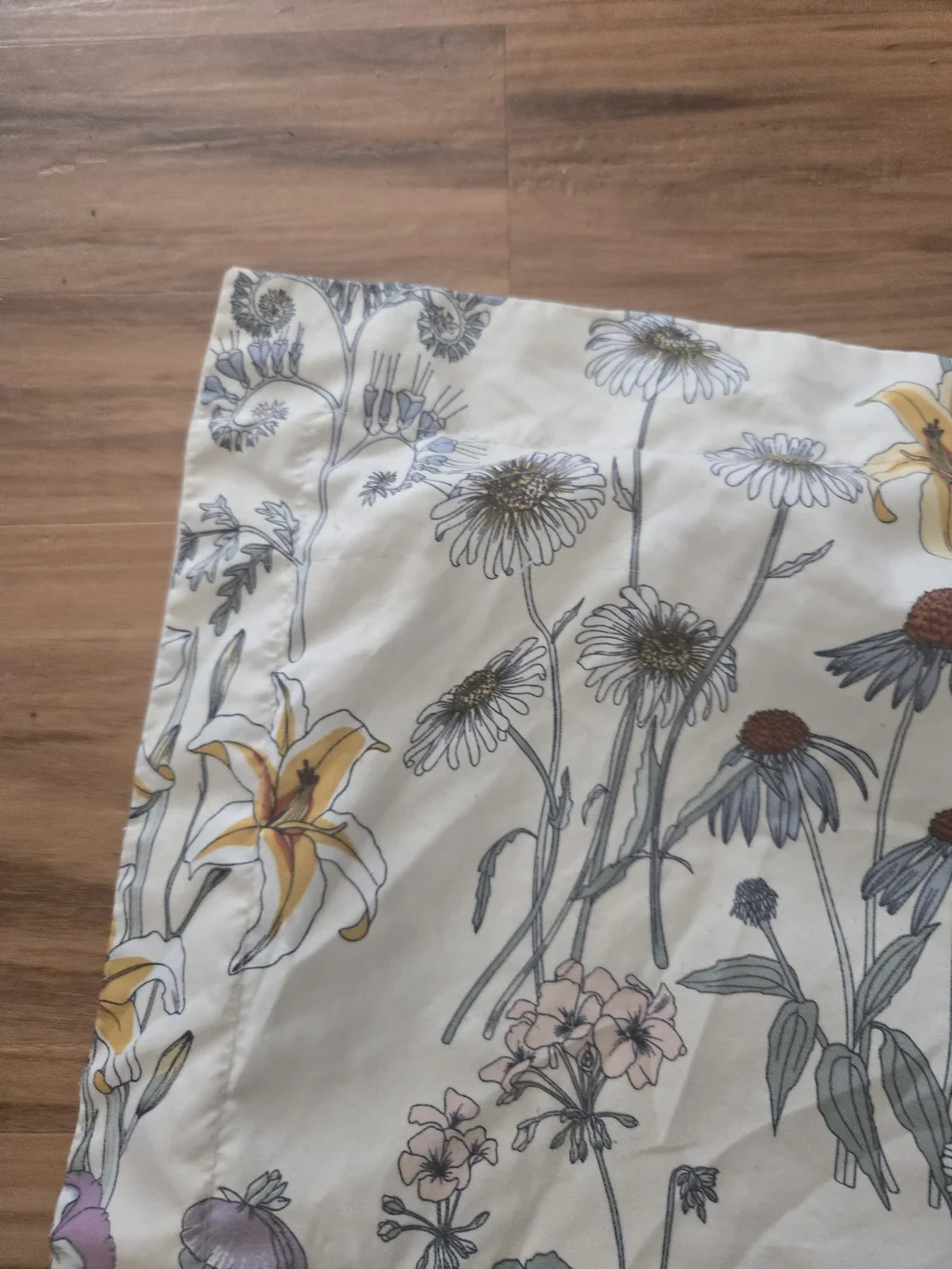 4/$15 Vintage Boho Bedroom Home Decor Floral Cotton Pillow Sham in Cream